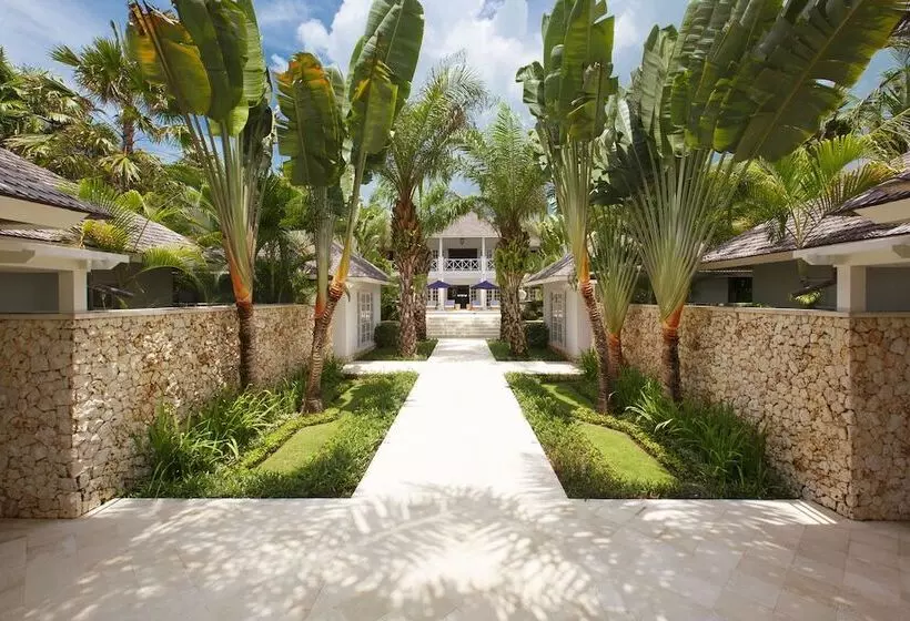 ホテル The Ungasan Clifftop Resort