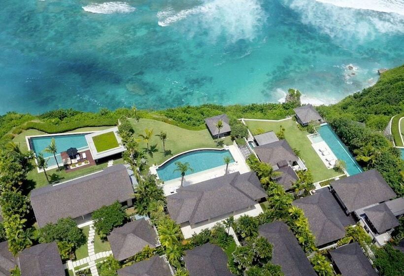 Отель The Ungasan Clifftop Resort