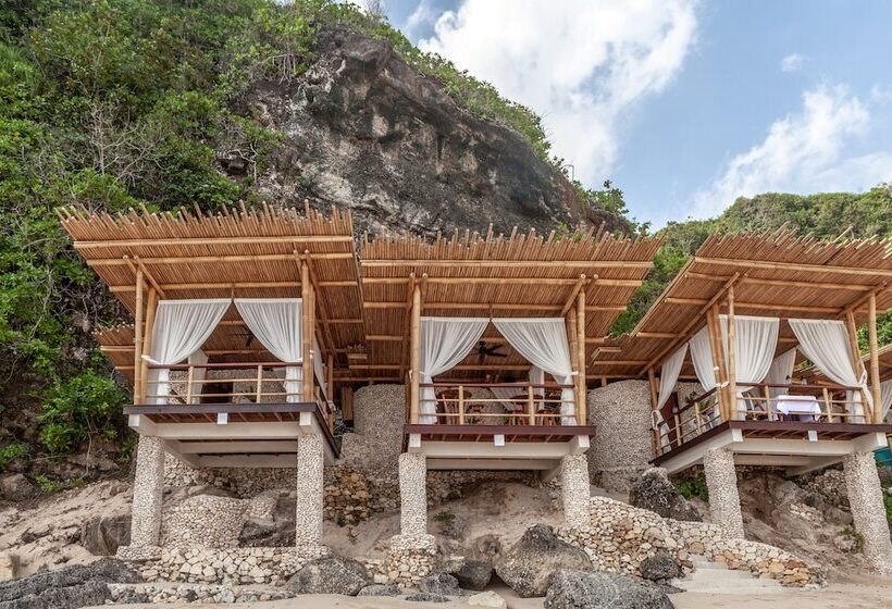 Отель The Ungasan Clifftop Resort