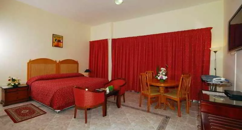 Ramee Guestline Hotel Apartments