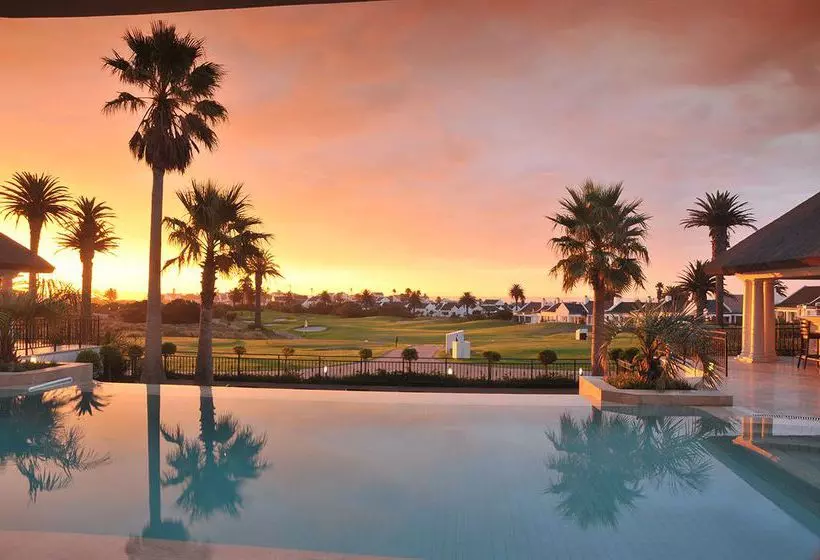 BON Hotel Shelley Point