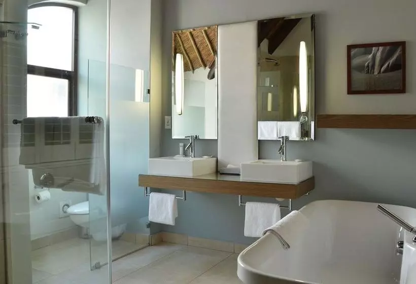 BON Hotel Shelley Point