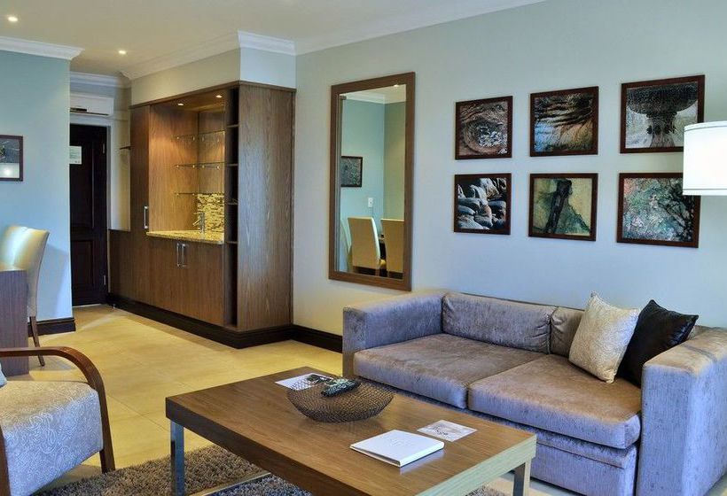 BON Hotel Shelley Point