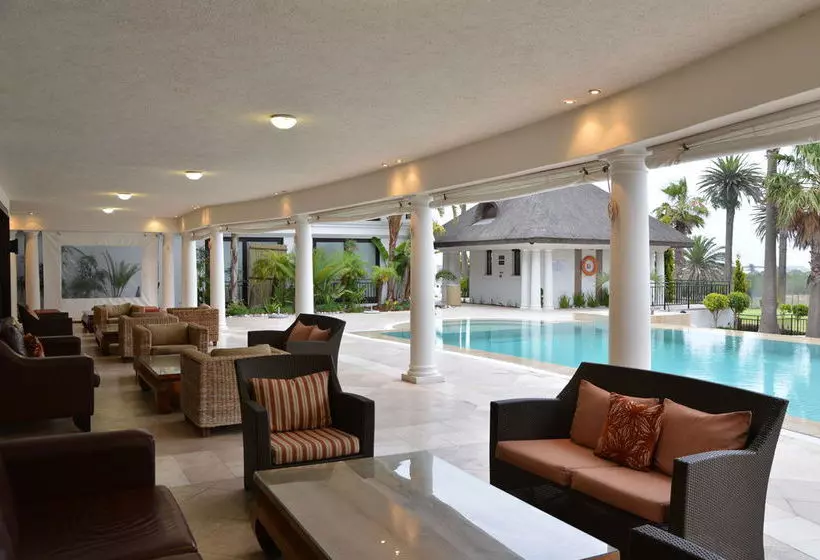 BON Hotel Shelley Point