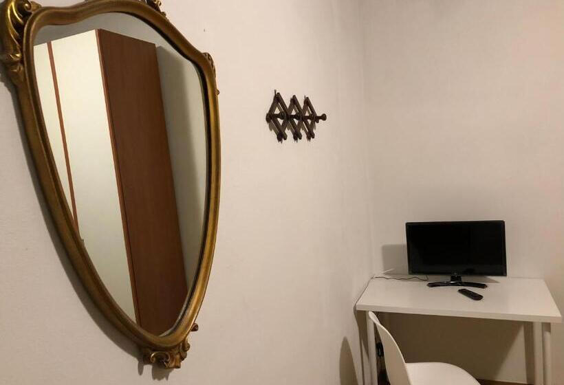 تختخواب و صبحانه Da Paola