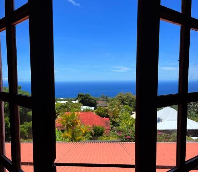 تختخواب و صبحانه Habitation La Reine Du Camp Chambres D Hôtes