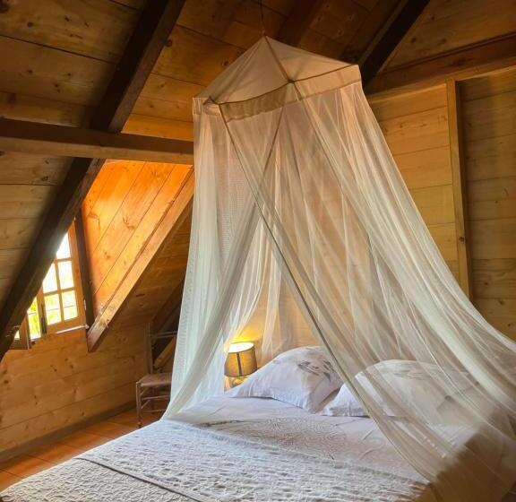 تختخواب و صبحانه Habitation La Reine Du Camp Chambres D Hôtes