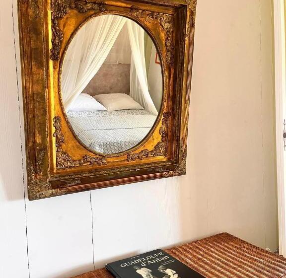 تختخواب و صبحانه Habitation La Reine Du Camp Chambres D Hôtes