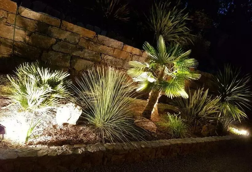 Aamiaismajoitus (B&B) Le Mas Sophil