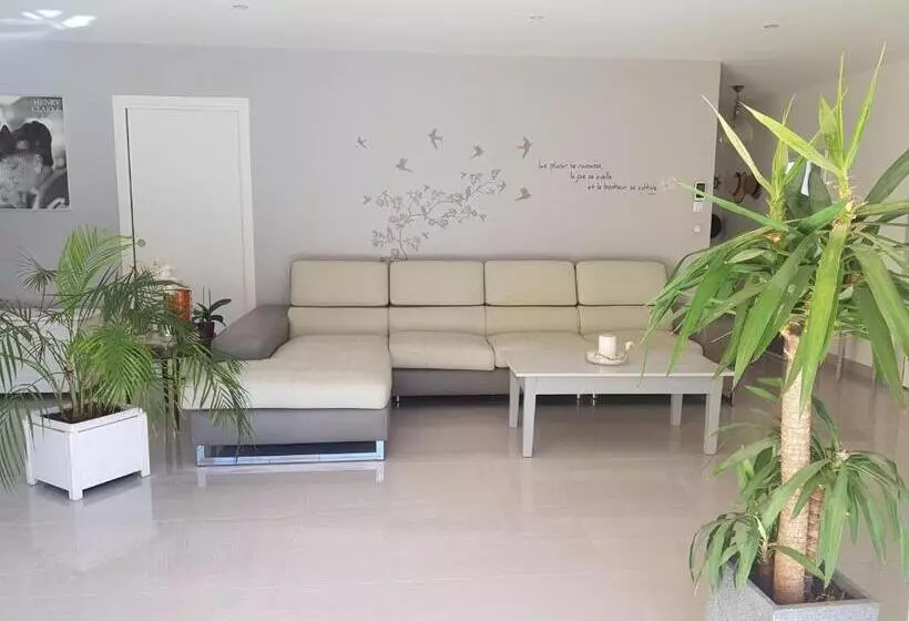 Aamiaismajoitus (B&B) Le Mas Sophil