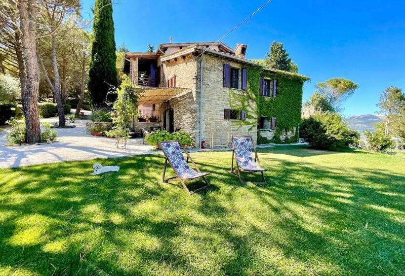 Отель La Panoramica Gubbio   Maison De Charme   Casette E Appartamenti Self Catering Per Vacanze Meravigli
