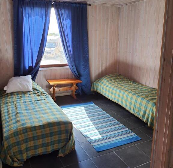 בית מלון כפרי Tiinan Tallin Talo