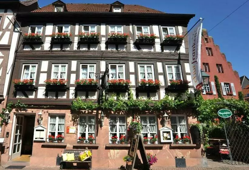 Hotelli Wein Und Gasthof Zipf