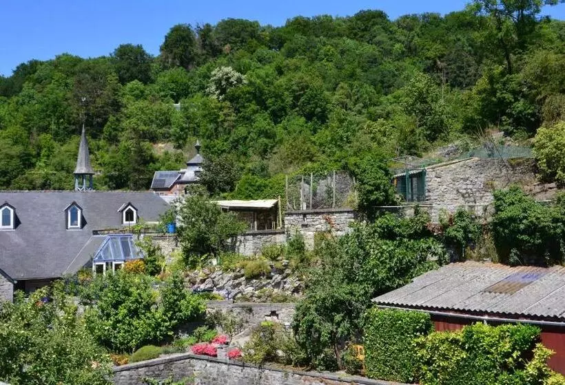 ペンション Au Pied De L Abbaye De Leffe