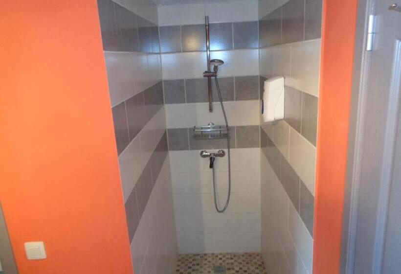 פנסיון Au Pied De L Abbaye De Leffe