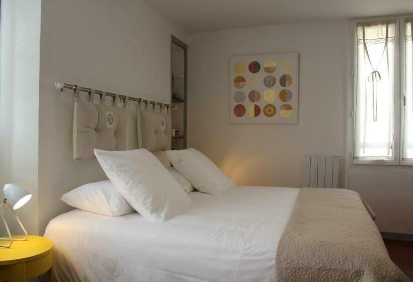 פנסיון La Maison De Jules