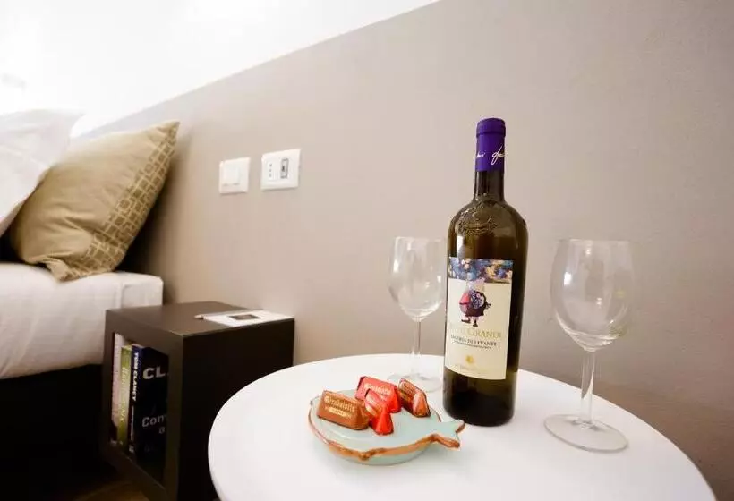 Majatalo Sarzana S Rooms