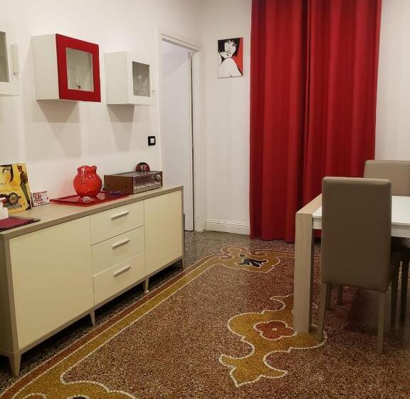 ペンション Varazze Suite Sauna E Hammam