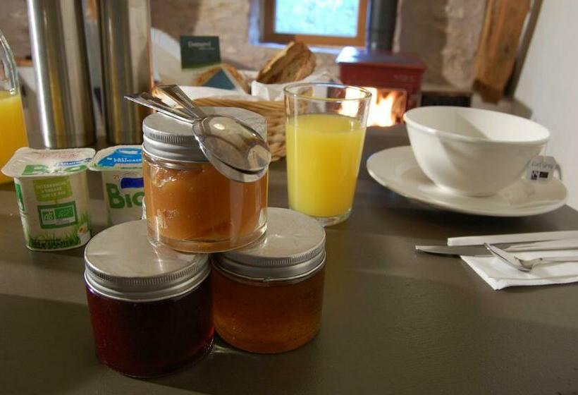 ベッドアンドブレックファースト Chambre D Hôte Et Gîte De Cantagrel