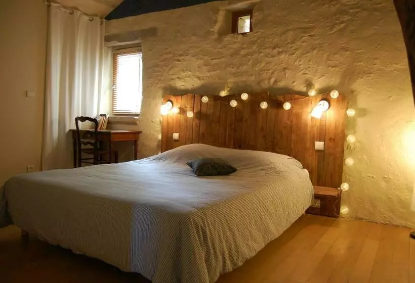 Aamiaismajoitus (B&B) Chambre D Hôte Et Gîte De Cantagrel