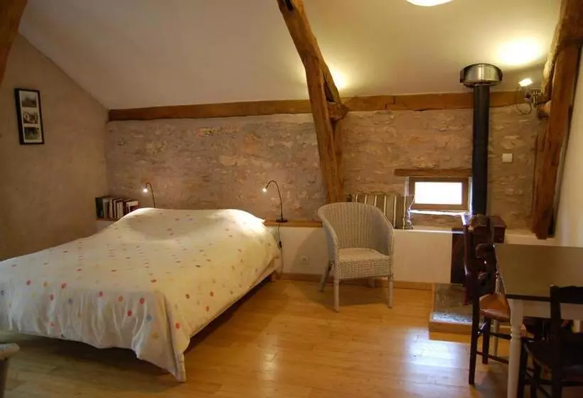 Aamiaismajoitus (B&B) Chambre D Hôte Et Gîte De Cantagrel