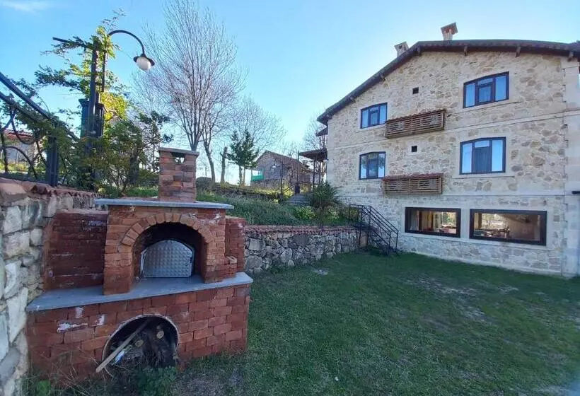 تختخواب و صبحانه Hayat Oksijen Resort