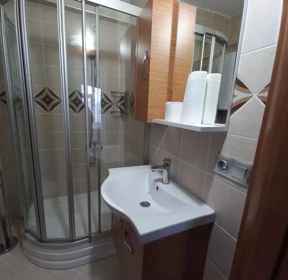 تختخواب و صبحانه Hayat Oksijen Resort