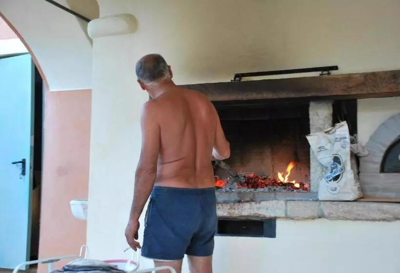 Aamiaismajoitus (B&B) Il Pozzo E Il Melograno