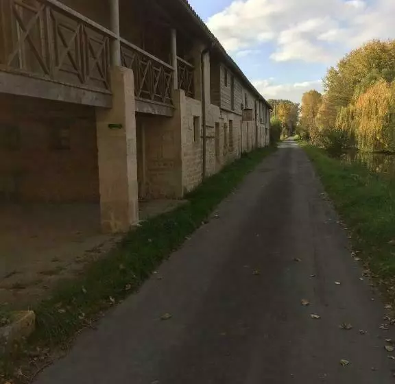 Aamiaismajoitus (B&B) Relais De La Venise Verte