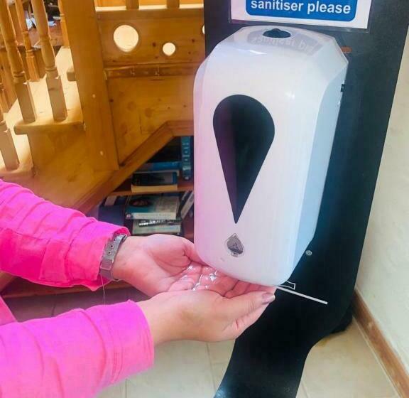 住宿加早餐 Wicklow Way Lodge