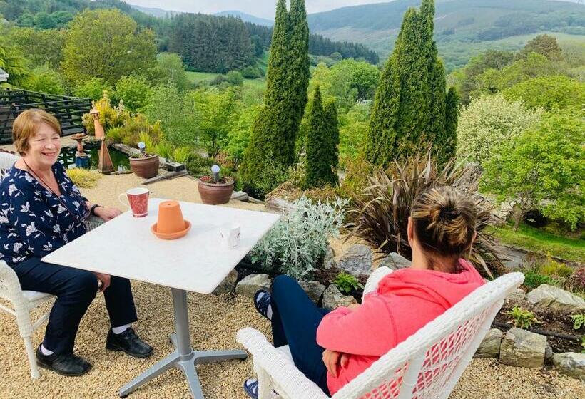 住宿加早餐 Wicklow Way Lodge