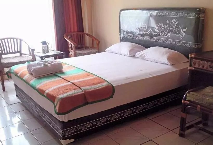 Hotel Paradis