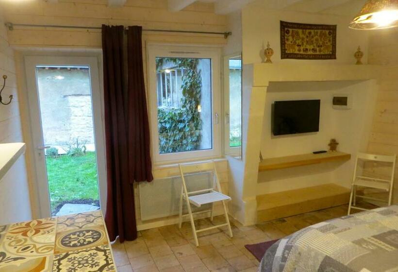 بنسيون Maisonnette Indépendante