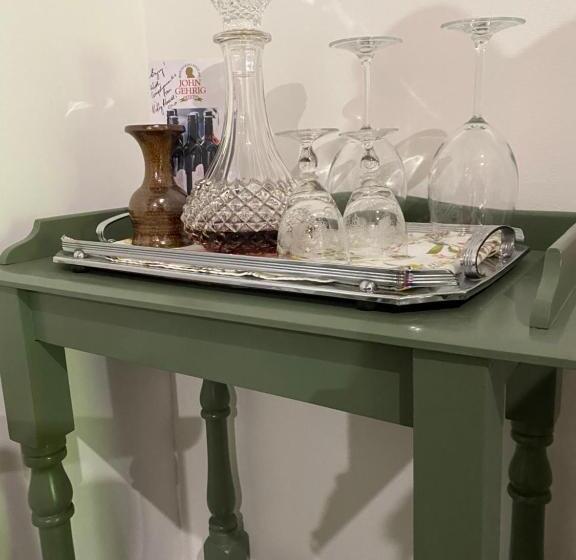 住宿加早餐  Holly House Garden Studio