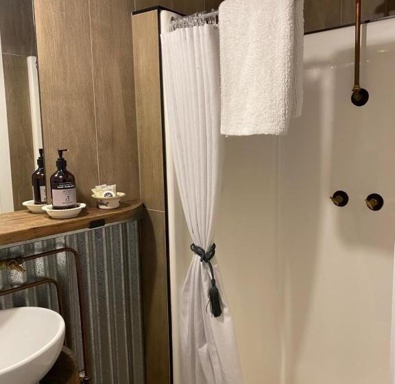 住宿加早餐  Holly House Garden Studio