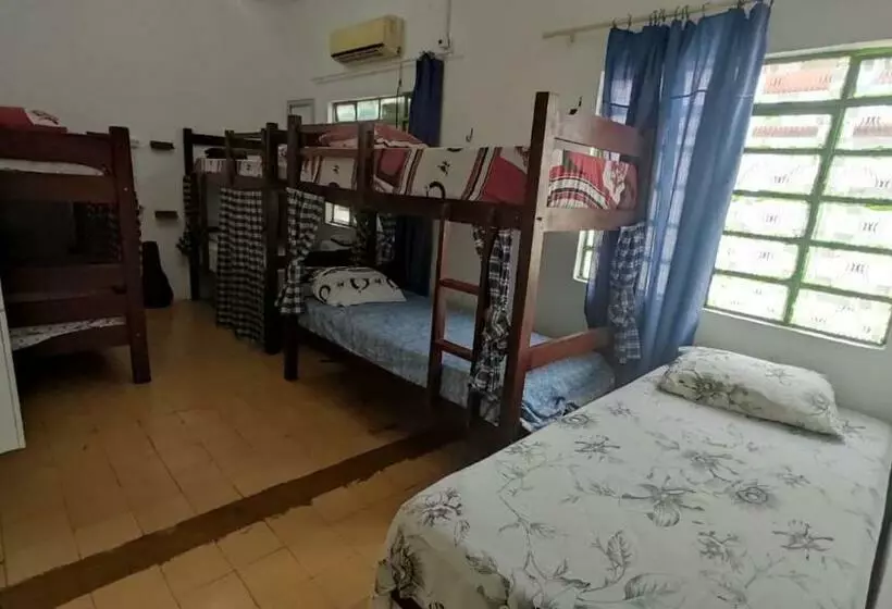 ベッドアンドブレックファースト Hostel E Camping Da Cris