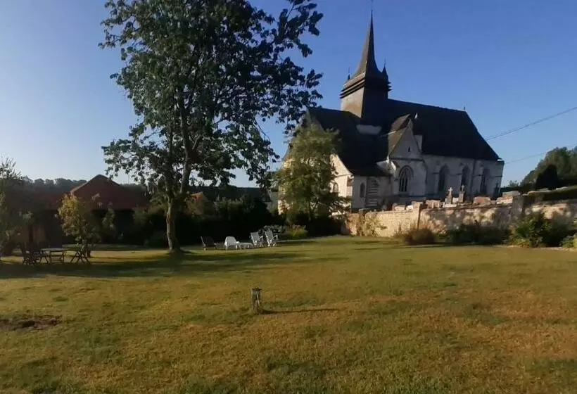 Aamiaismajoitus (B&B) Le Presbytère De Fressin