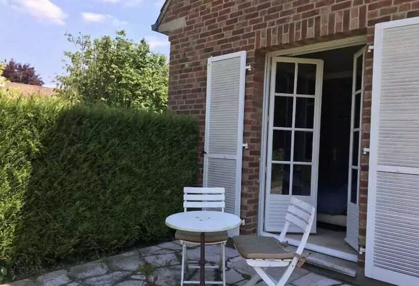 Aamiaismajoitus (B&B) Les Jardins De Beaumont