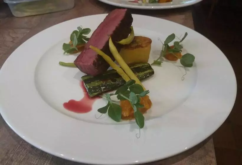 Aamiaismajoitus (B&B) Les Trois Prunelles