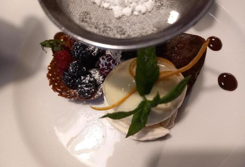 ベッドアンドブレックファースト Les Trois Prunelles