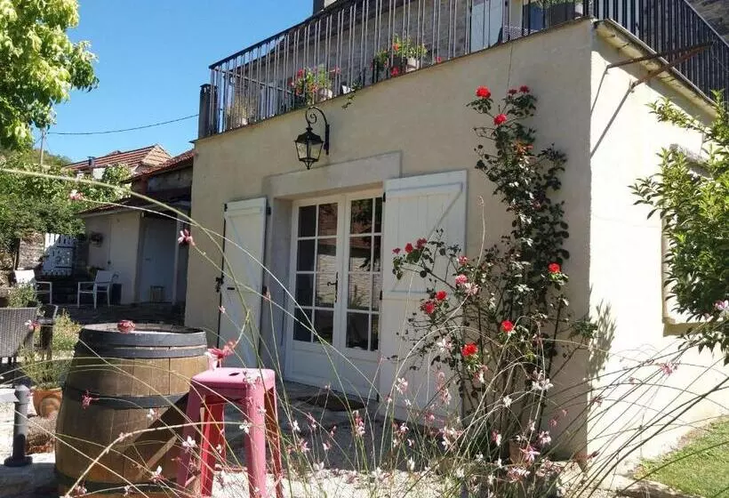 Aamiaismajoitus (B&B) Les Trois Prunelles