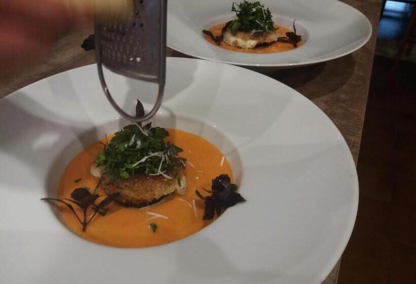 ベッドアンドブレックファースト Les Trois Prunelles