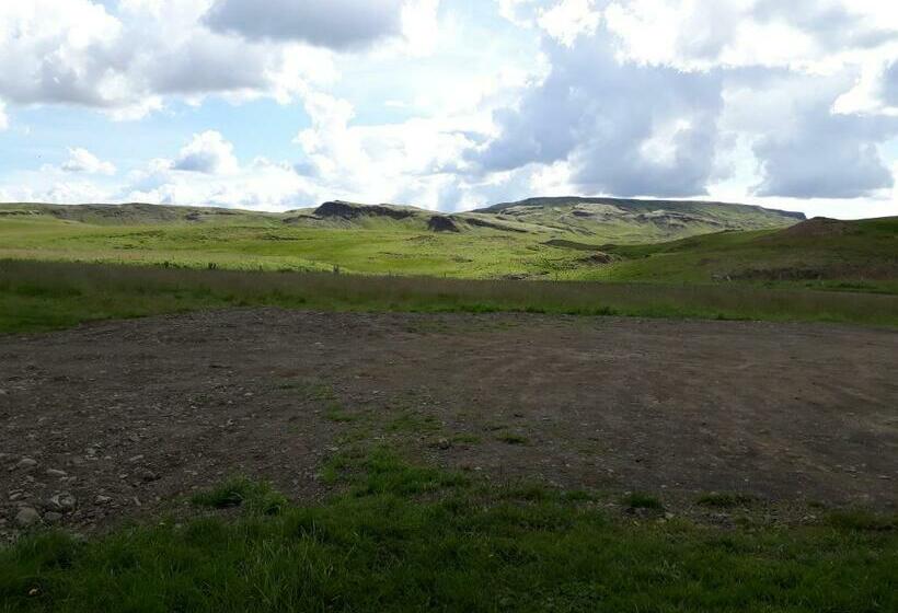 Skyggnir Bed And Breakfast