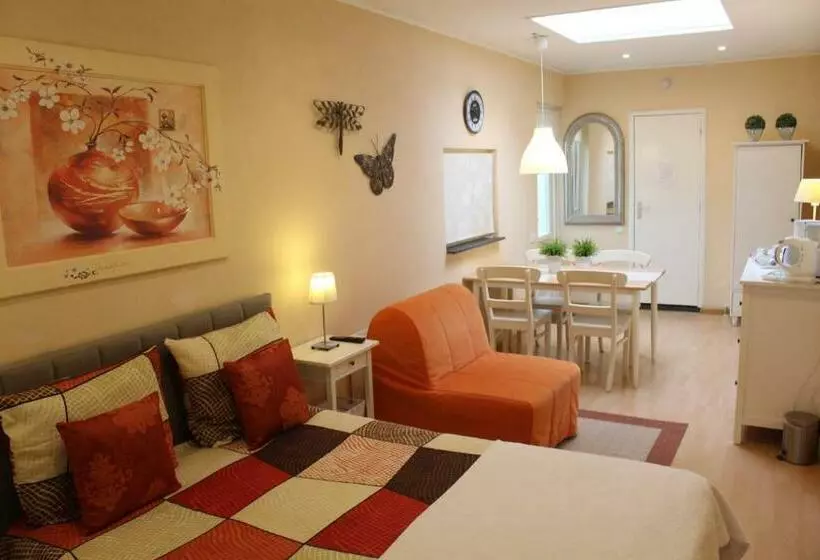Tanja S B&b