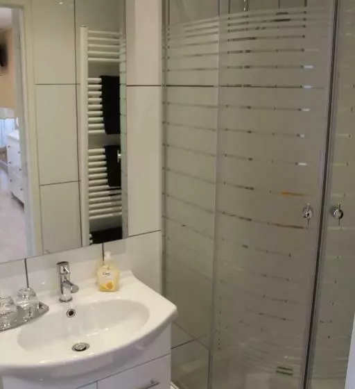 Tanja S B&b