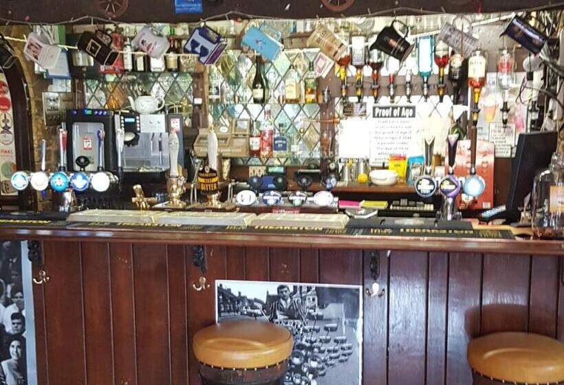 Nocleg ze śniadaniem The Jackdaw Pub Self Catering Static Caravan Free Breakfast Supplied