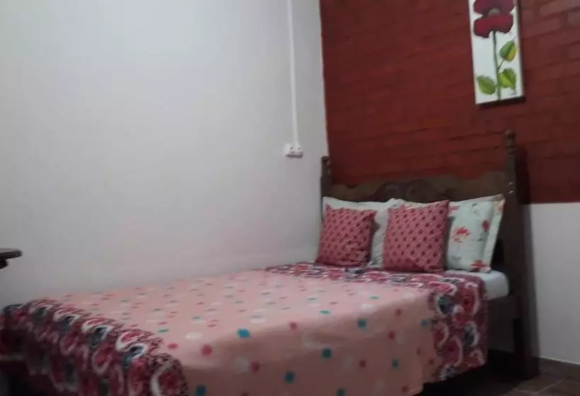 Retkeilymaja Aconchego Caminho Das Cachoeiras