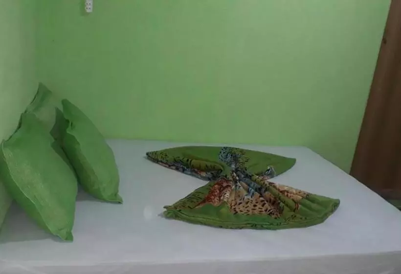 Retkeilymaja Aconchego Caminho Das Cachoeiras