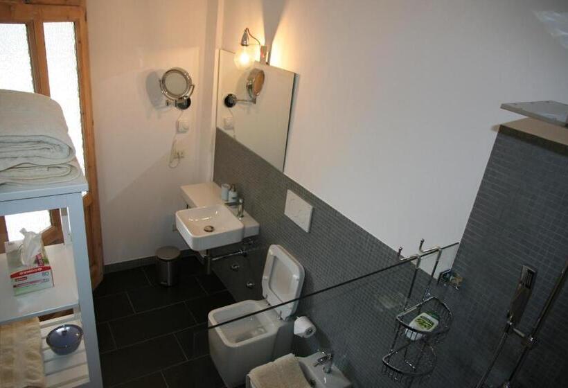 住宿加早餐  La Baita Dinner & Bed