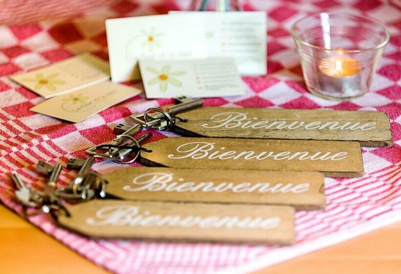 تختخواب و صبحانه La Fleur Et Le Soleil